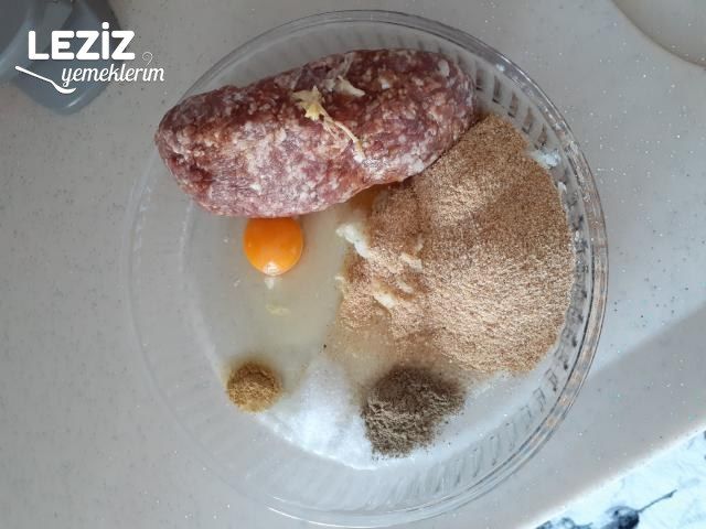 Hamburger Köftesi Tarifi