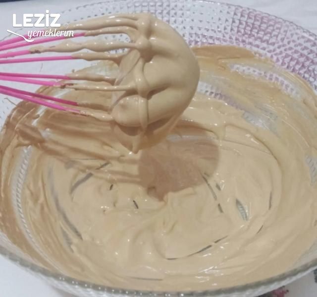 Meşhur Dalgona Kahvesi Tarifi