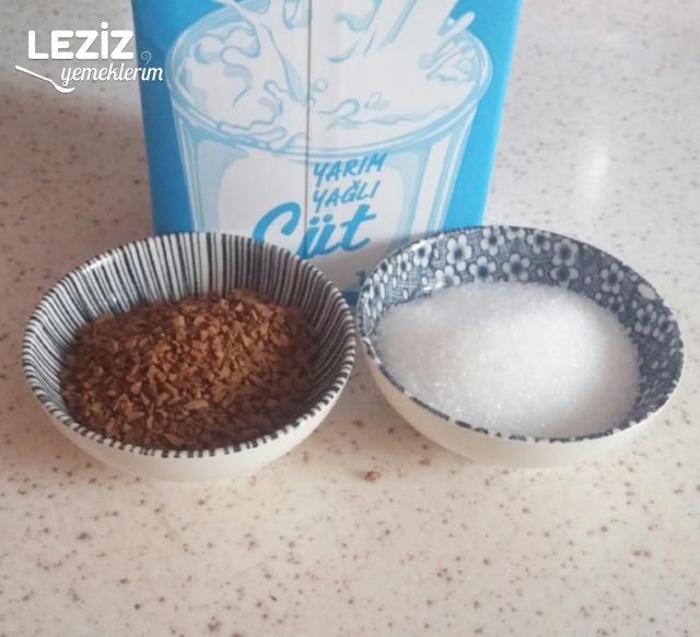 Meşhur Dalgona Kahvesi Tarifi