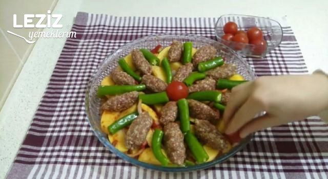 Muhteşem Lezzetli Fırında Köfte Patates