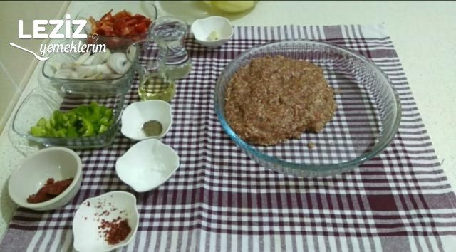 Muhteşem Lezzetli Fırında Köfte Patates