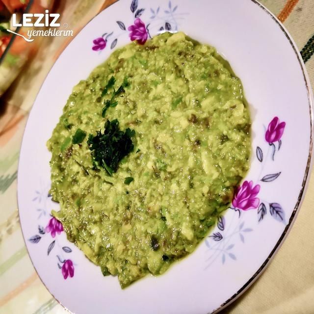 Şifalı Avokado Salatası