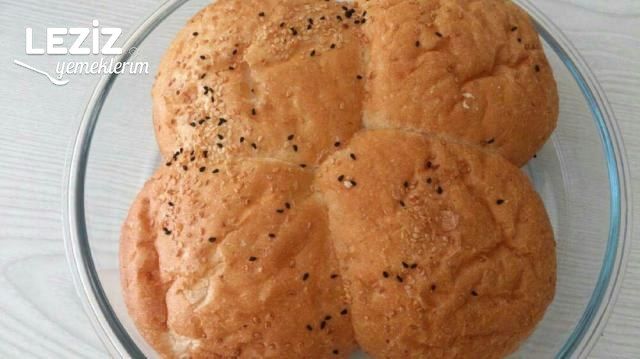 Bayat Ekmek İle Bulgur Köftesi