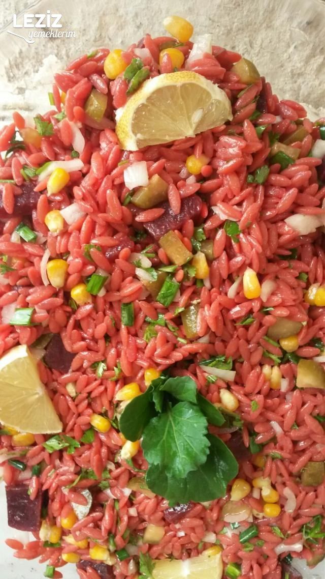 Kıpkırmızı Şehriye Salatası