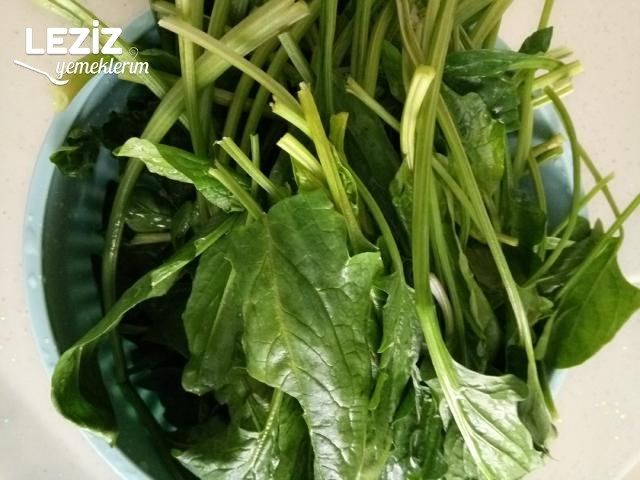 Ispanak Kavurması Nasıl Yapılır?