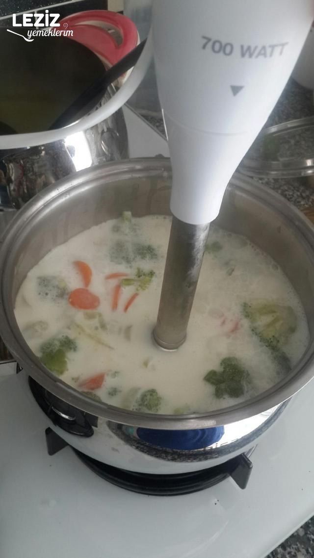 Sütlü Brokoli Çorbası