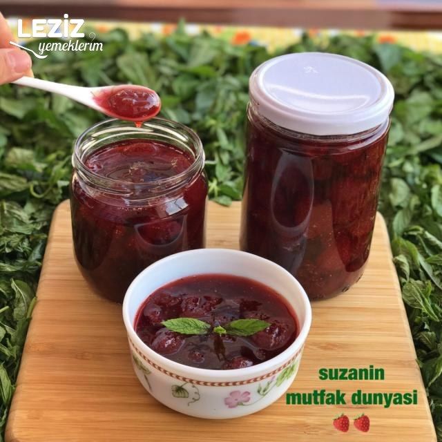 Çilek Reçeli Nasıl Yapılır? (Aşama Aşama Fotoğraflı Anlatım)