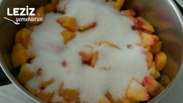 Şeftali Reçeli Nasıl Yapılır