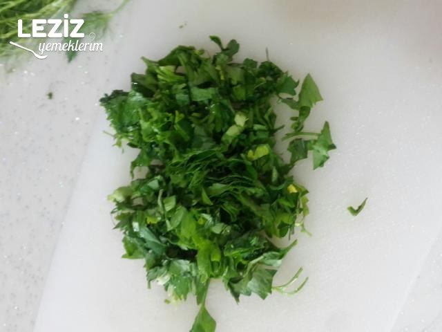 Közlenmiş Soğan Salatası