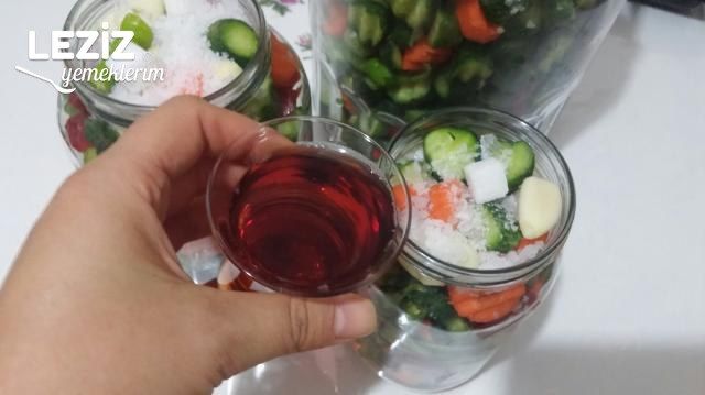 Karışık Doğrama Nefis Turşu Tarifi