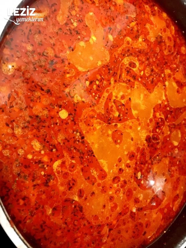 Domates Soslu Demleme Makarna