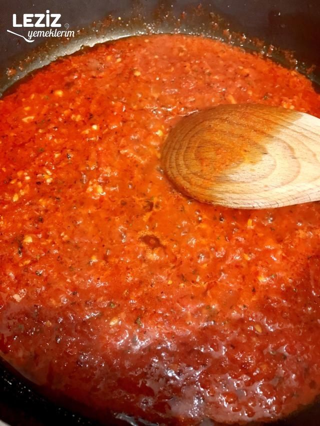 Domates Soslu Demleme Makarna