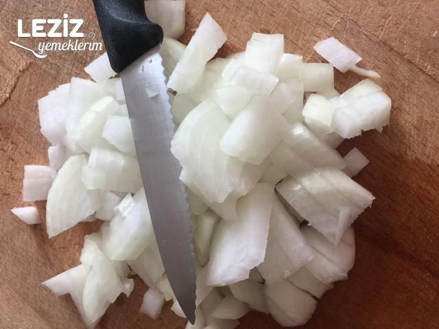 Pratik Domates Çorbası