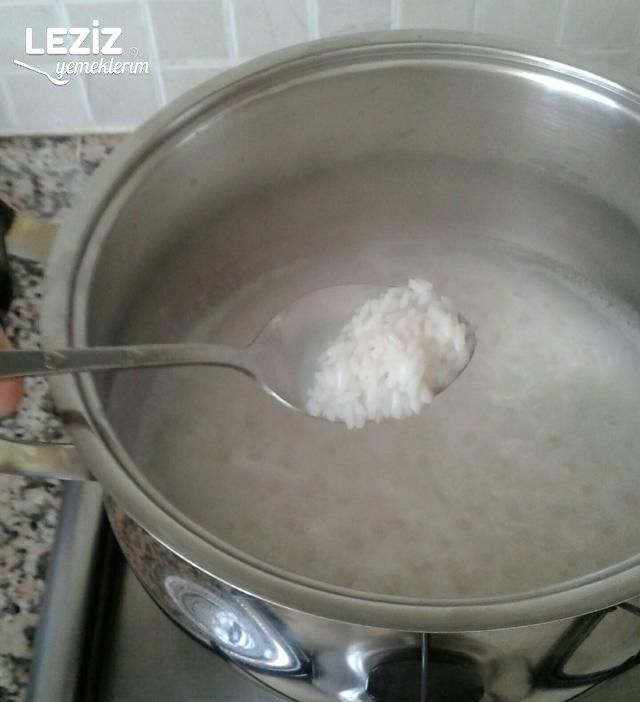 Sütlaç Nasıl Yapılmalı (Aşama Fotoğrafları)