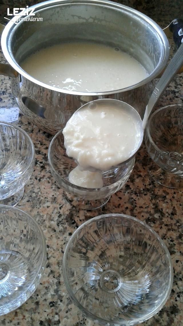 Sütlaç Nasıl Yapılmalı (Aşama Fotoğrafları)