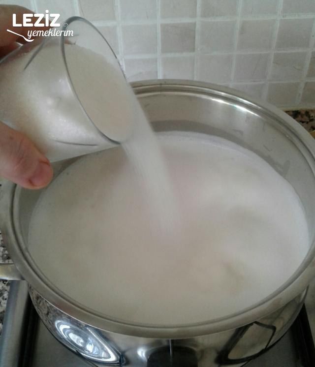 Sütlaç Nasıl Yapılmalı (Aşama Fotoğrafları)