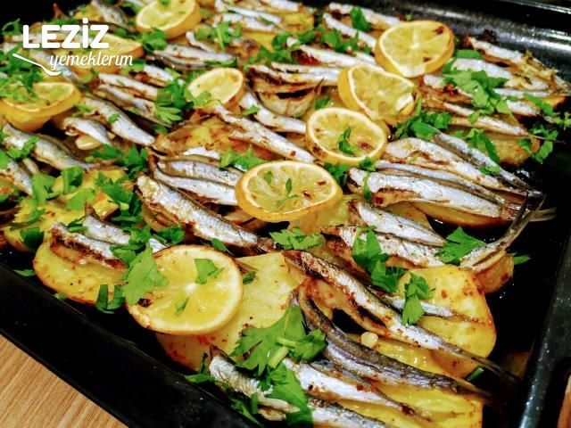 Fırında Sebzeli Hamsi