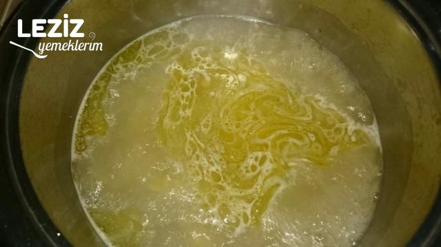 Pratik Terbiyeli Tavuk Çorbası