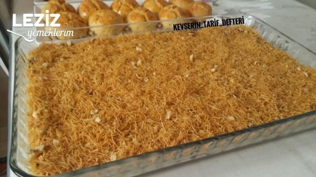 Çıtır Çıtır Kadayıflı İrmikli Muhteşem Tatlı Tarifi