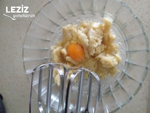 Pastane Usulü Profiterol Tarifi, Profiterol Nasıl Yapılır