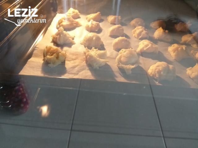 Pastane Usulü Profiterol Tarifi, Profiterol Nasıl Yapılır
