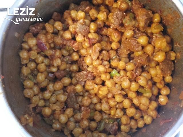 Kuşbaşı Etli Nohut Yemeği Tarifi