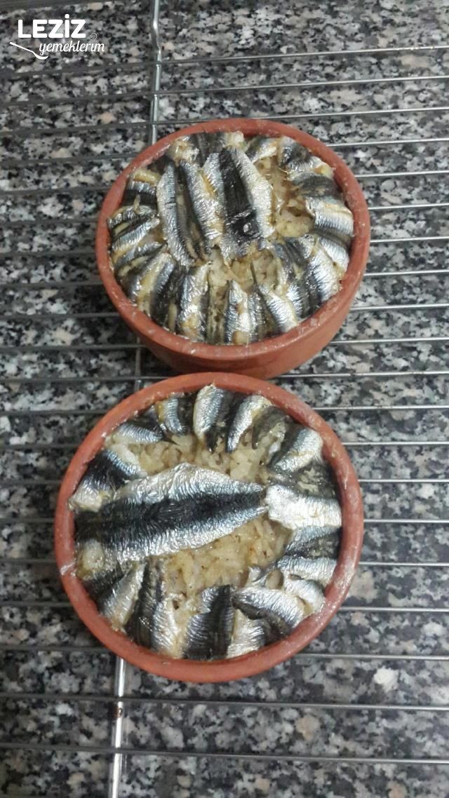 Nefis Hamsili Pilav Tarifi