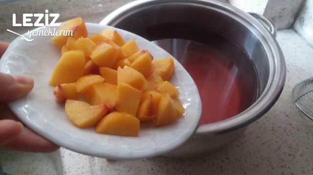 Ferahlatıcı Şeftali Kompostosu Tarifi