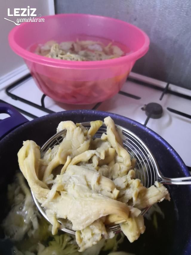 İstiridye Mantarından Nefis Turşu Yapımı