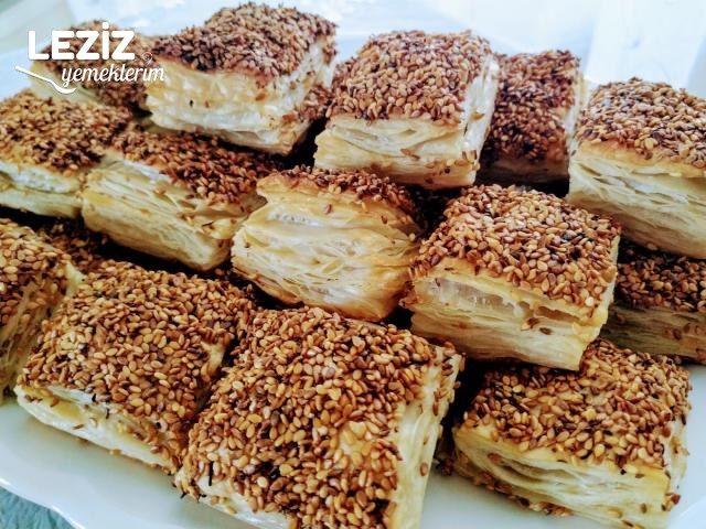 Simit Tadında Milföy Börek Tarifi