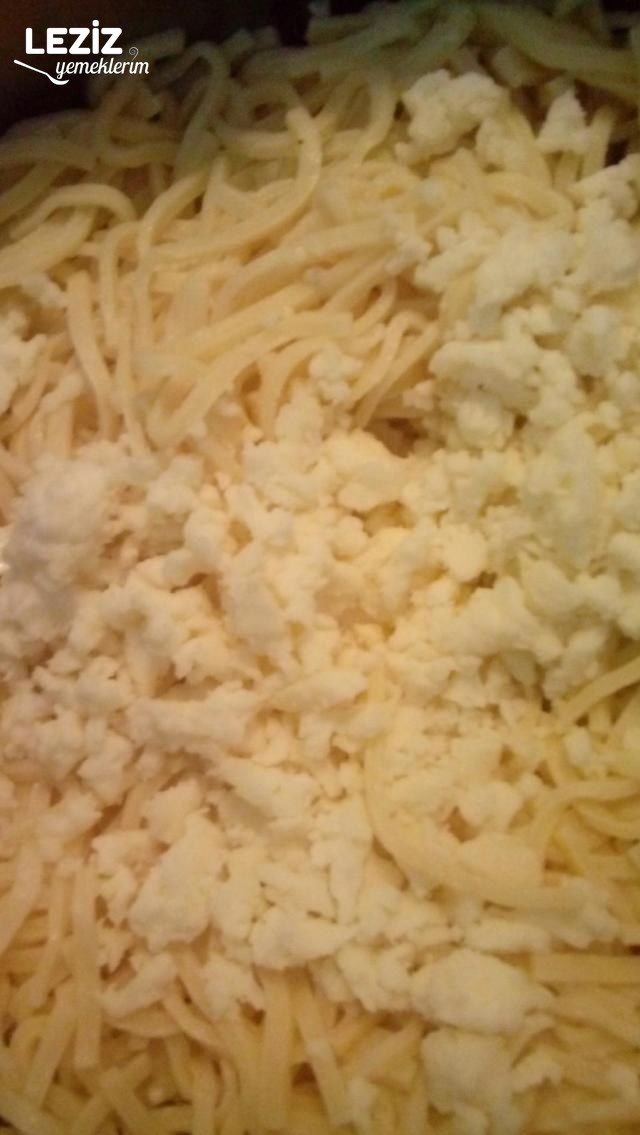 Nefis Köy Eriştesi Yemeği