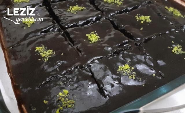 Sufle Tadında Kolay Islak Kek (Videolu)