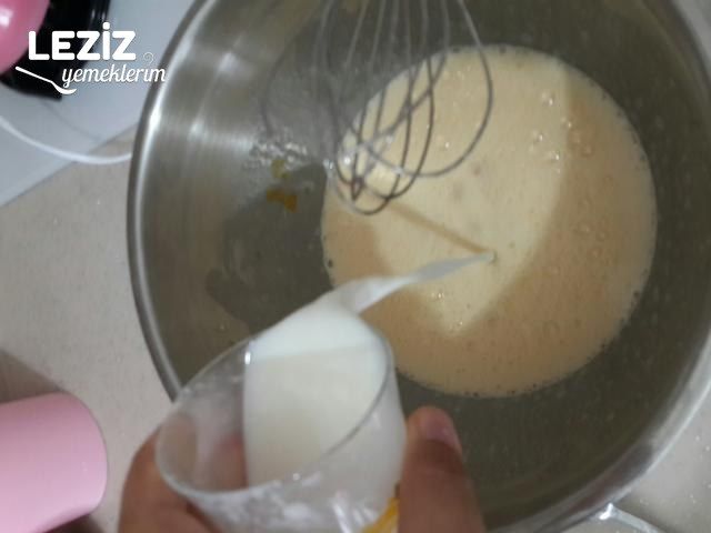 Kivili Tereyağlı Islak Kek