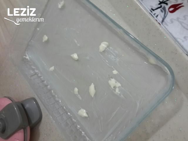 Kivili Tereyağlı Islak Kek