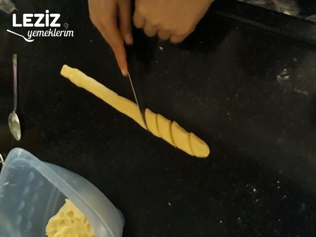 Tarçınlı Kurabiye Yapılışı