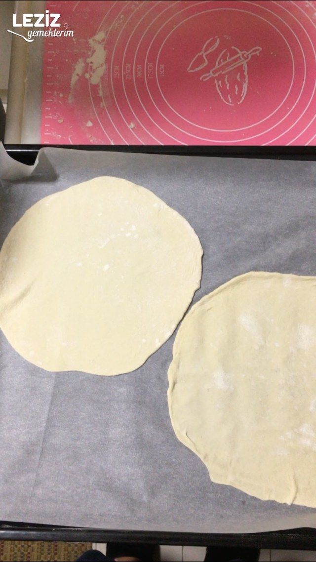 Ev Yapımı Kolay Lahmacun Tarifi