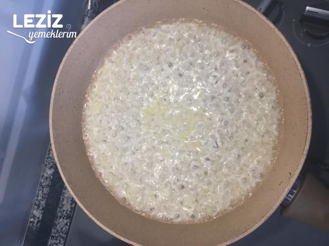 Tane Tane Sade Pirinç Pilavı Nasıl Yapılır