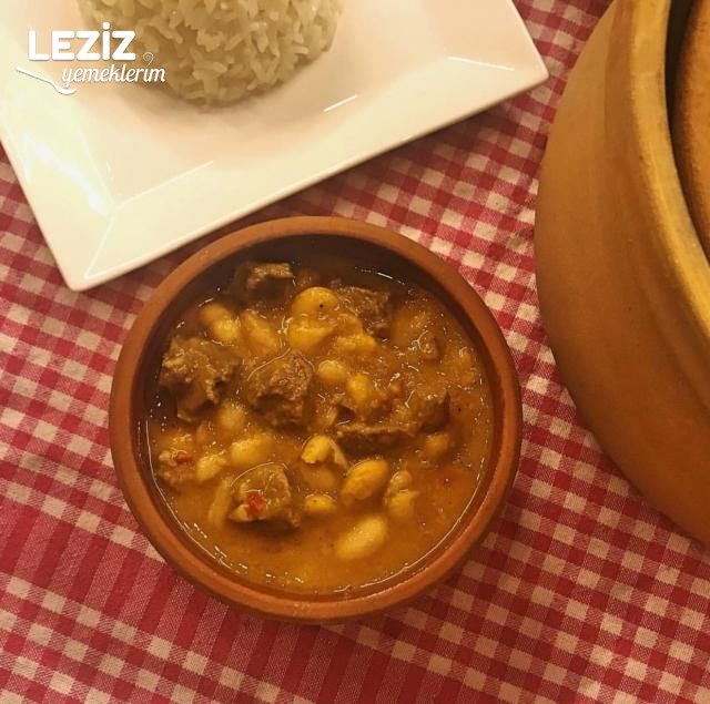 Nefis Güveçte Etli Kuru Fasulye