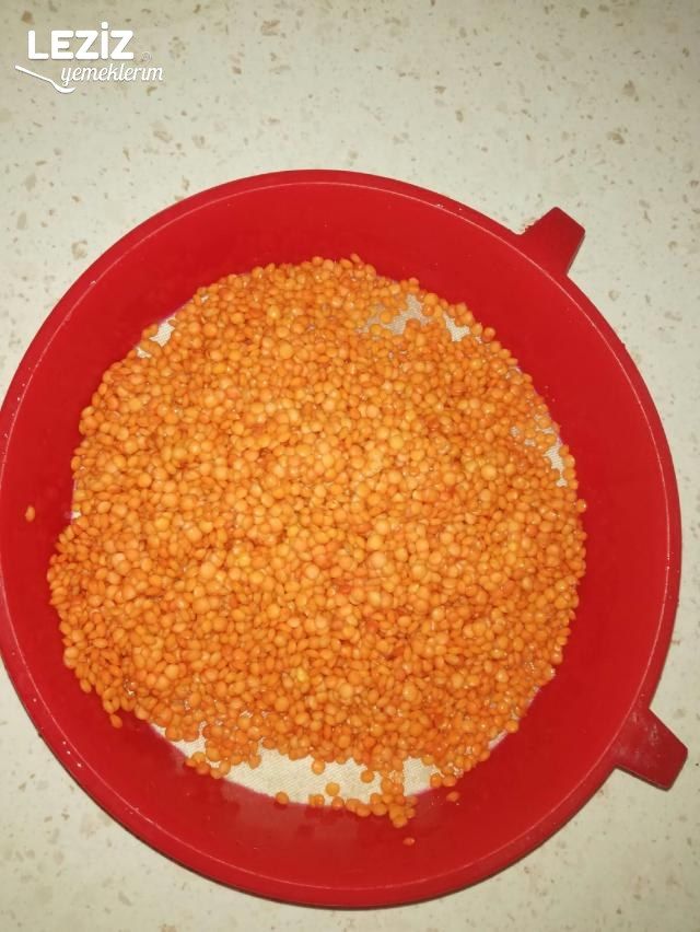 Lokanta Usulü Mercimek Çorbası Yapımı