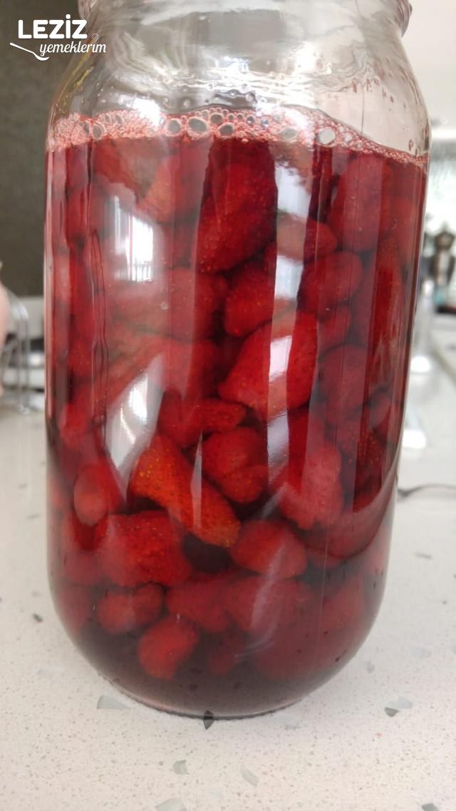 Tam Ölçüsüyle Nefis Çilek Reçeli Tarifi