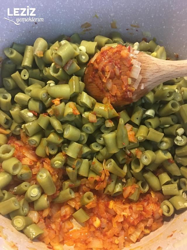 Taze Bakla Kavurması