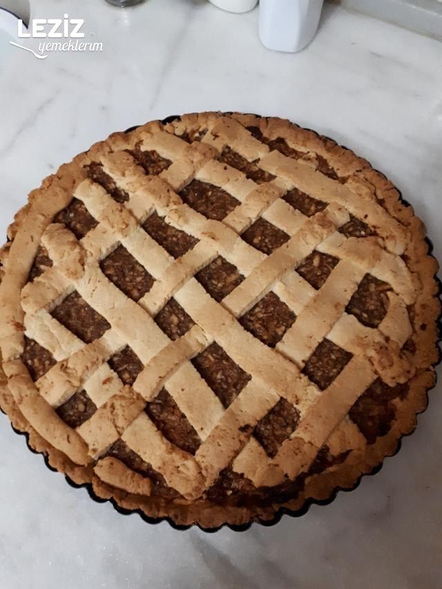 Nefis Elmalı Tart