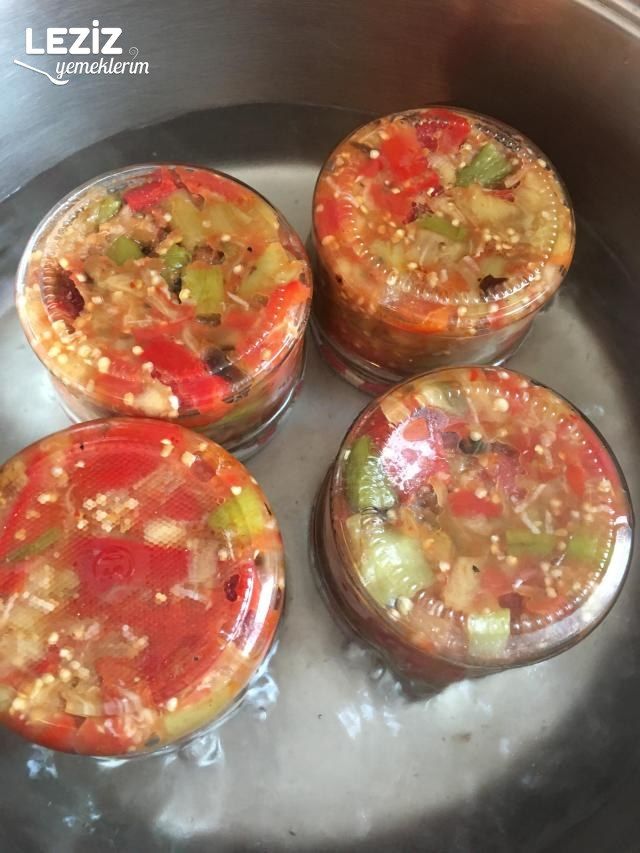 Patlıcan Sosu Konservesi