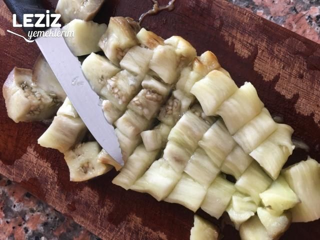 Patlıcan Sosu Konservesi