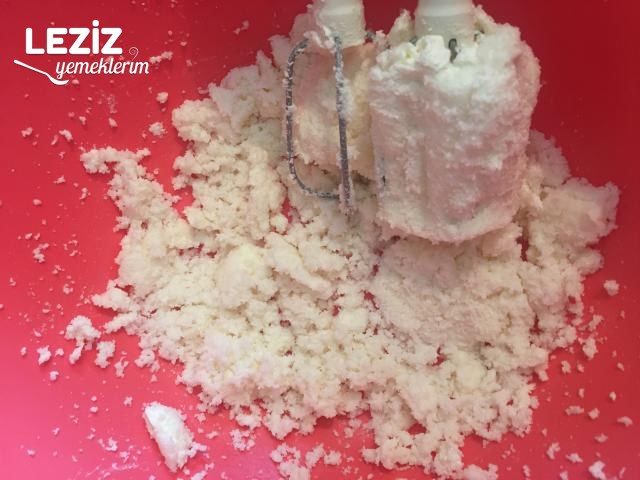 Şeftalili Pamuk Kek