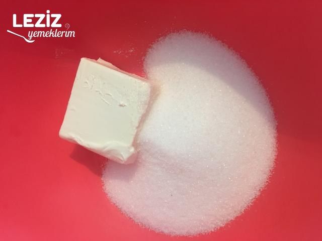 Şeftalili Pamuk Kek