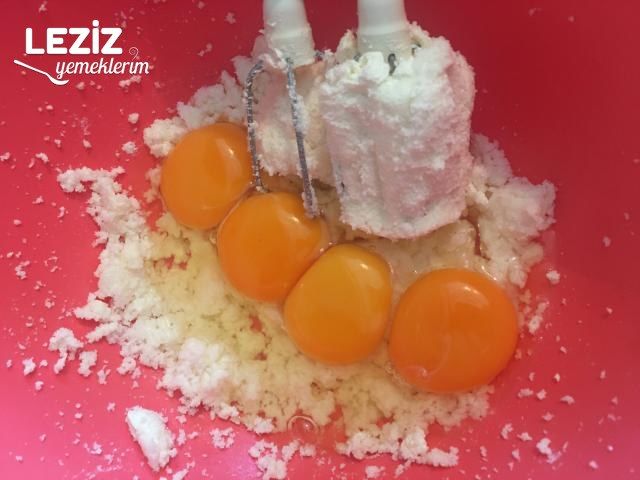 Şeftalili Pamuk Kek