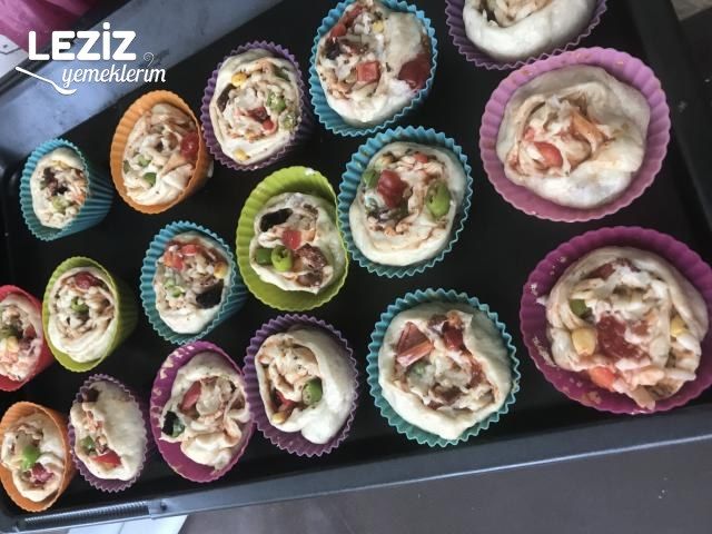 Muffin Kalıbında Pizza