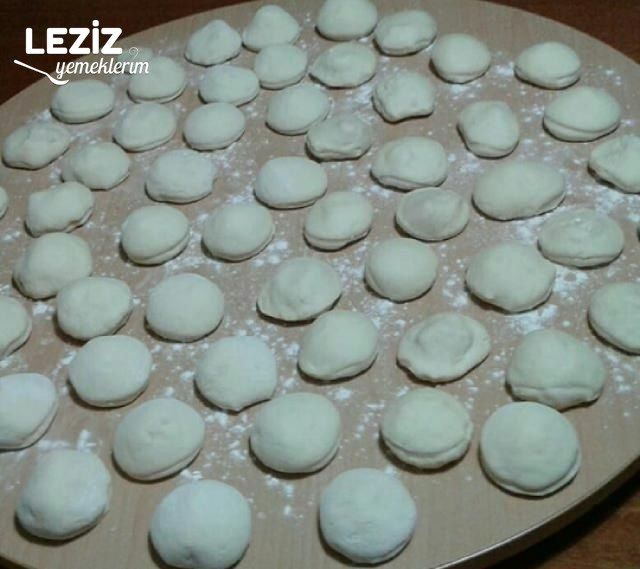 Yağ Mantısı Nasıl Yapılır