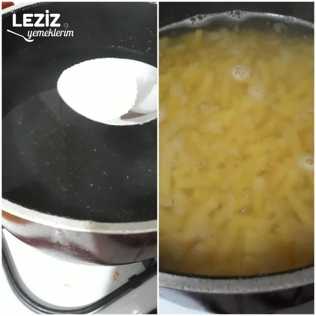 Domates Soslu Makarna (Aşama Aşama Fotoğraflı Anlatım)